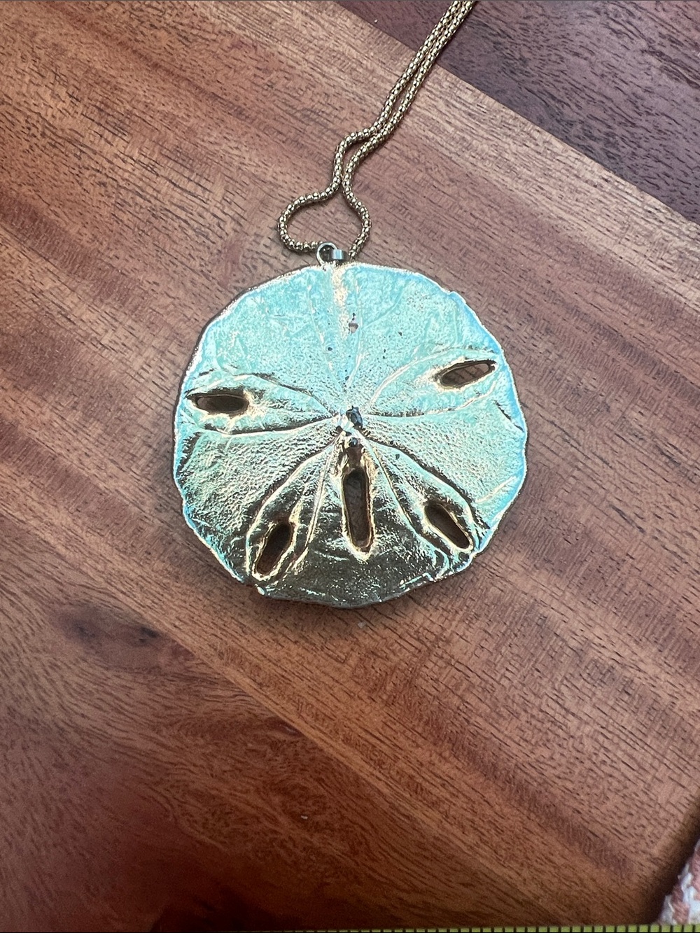 Gold-Dipped Sand Dollar Pendant - vintage - Picture 4 of 5
